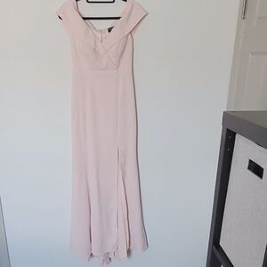 Xscape Elegant Pink Evening Gown Sz 6P